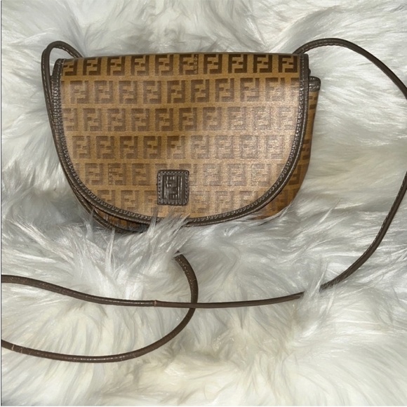 Fendi Tan Monogram Saddle Bag - Picture 3 of 12